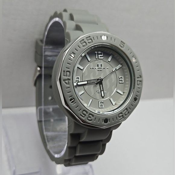 Oceanaut OC0226 Men's Watch Stainless Steel Silicone Quartz 3ATM New Battery - Picture 3 of 10